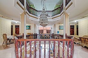 OYO 92551 Netra Hotel