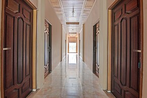 OYO 92551 Netra Hotel