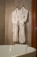Andriana Resort & Spa