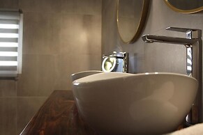 Andriana Resort & Spa