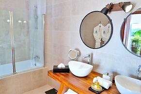 Andriana Resort & Spa