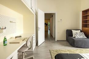 Eclectic Rabin Square Apt by Sea N' Rent