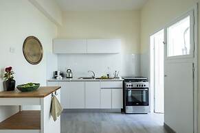 Eclectic Rabin Square Apt by Sea N' Rent