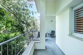 Eclectic Rabin Square Apt by Sea N' Rent