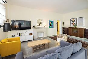 Eclectic Rabin Square Apt by Sea N' Rent