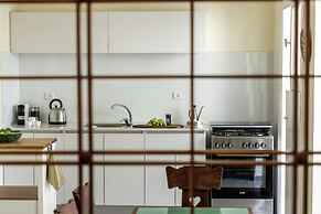 Eclectic Rabin Square Apt by Sea N' Rent