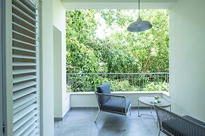 Eclectic Rabin Square Apt by Sea N' Rent