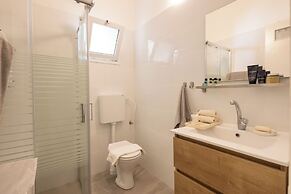 Eclectic Rabin Square Apt by Sea N' Rent