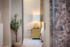 Marble Arch Suite 2-hosted by Sweetstay