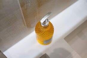 Marble Arch Suite 2-hosted by Sweetstay