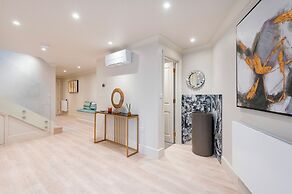 Marble Arch Suites