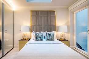 Marble Arch Suite 2-hosted by Sweetstay