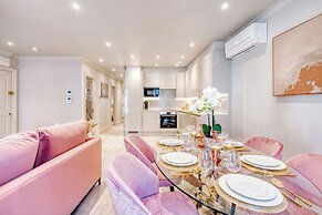 Marble Arch Suites