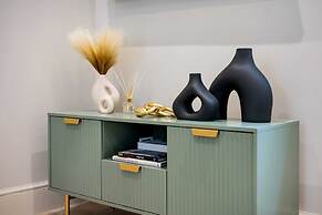 Marble Arch Suite 2-hosted by Sweetstay