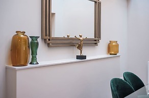 Marble Arch Suites