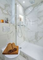 Marble Arch Suites
