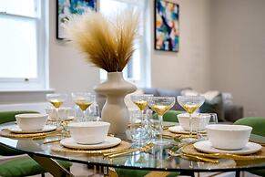 Marble Arch Suite 2-hosted by Sweetstay