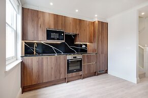 Marble Arch Suites