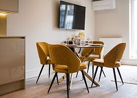 Marble Arch Suites