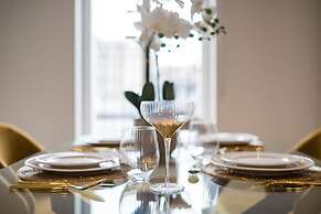 Marble Arch Suites