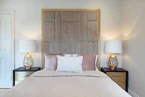 Marble Arch Suites
