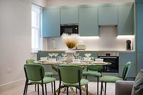 Marble Arch Suite 2-hosted by Sweetstay