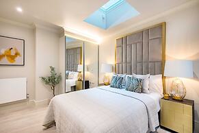 Marble Arch Suite 2-hosted by Sweetstay