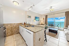 Royal Palms 1303