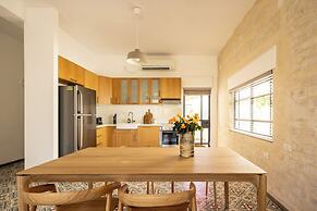 Rustic Charm Tel Aviv CTR by Sea N' Rent