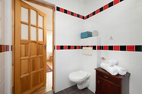 Cozy Apartment Zakopane by Renters