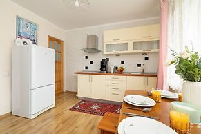 Cozy Apartment Zakopane by Renters