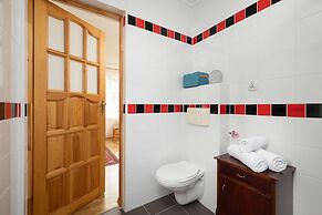 Cozy Apartment Zakopane by Renters