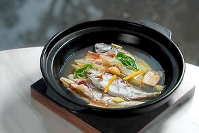 Crowne Plaza Jiangmen Binjiang by IHG