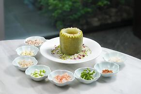 Crowne Plaza Jiangmen Binjiang by IHG