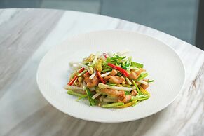 Crowne Plaza Jiangmen Binjiang by IHG