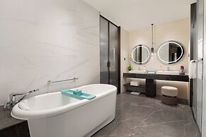 Crowne Plaza Jiangmen Binjiang by IHG