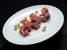 Crowne Plaza Jiangmen Binjiang by IHG