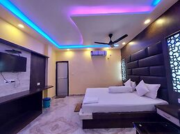 Holiday Beach Resort Mandarmani