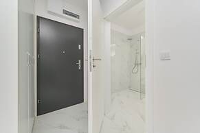 Studio Komuny Paryskiej by Renters