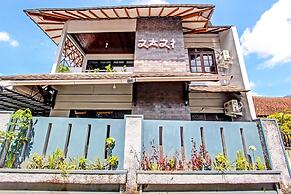 OYO Life 92575 Zazi Homestay