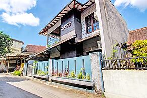 OYO Life 92575 Zazi Homestay