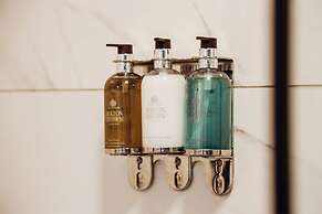 Yamalya Suites Hotel