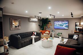 Yamalya Suites Hotel