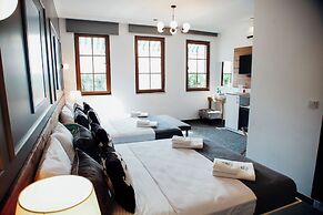 Yamalya Suites Hotel