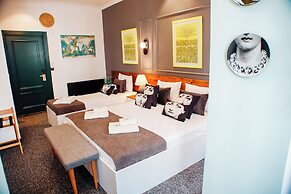 Yamalya Suites Hotel