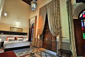 Riad Moulay Driss et GiacomoOpens