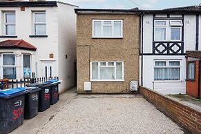 East Croydon Home - Contractors