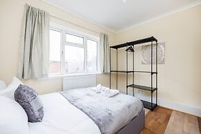 East Croydon Home - Contractors