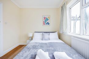 East Croydon Home - Contractors