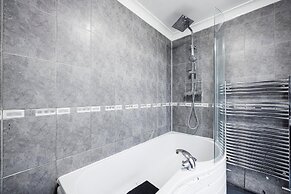 East Croydon Home - Contractors